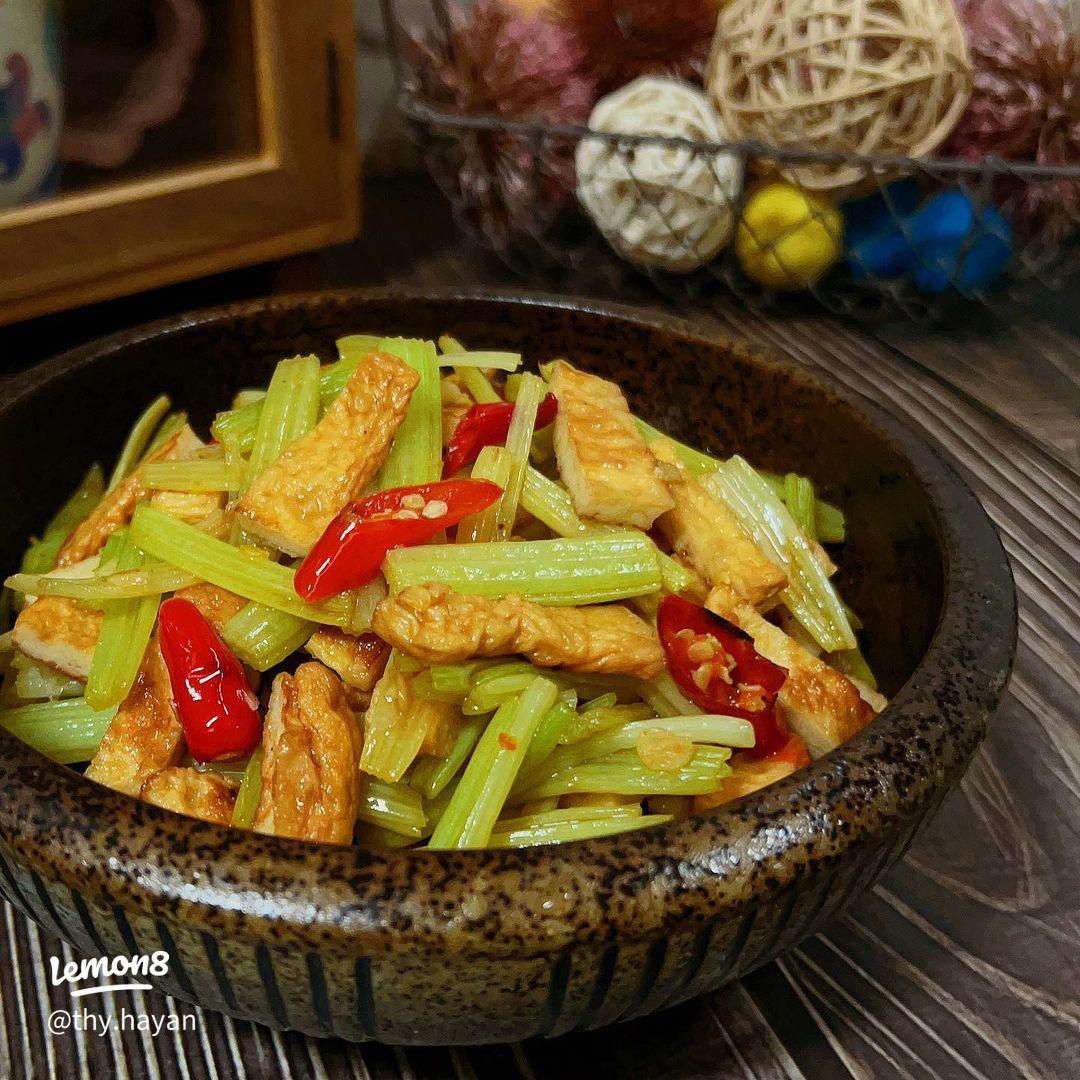 Cach-lam-cha-ca-xao-can-tay Hung-dan-lam-cha-ca-xao-can-tay