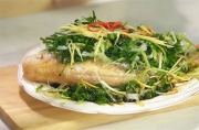 Cách làm cá hấp nước tương mềm thơm chuẩn vị nhà hàng