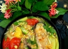 Xua tan cái nóng mùa hè cùng bát canh chua cá lăng rau nhút ngọt thanh