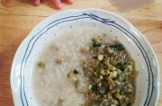 Mẹo nấu cháo cá lăng đậu xanh cực kì dễ ăn