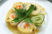 Món cá tầm cuộn sốt kem béo ngậy chỉ với vài bước đơn giản