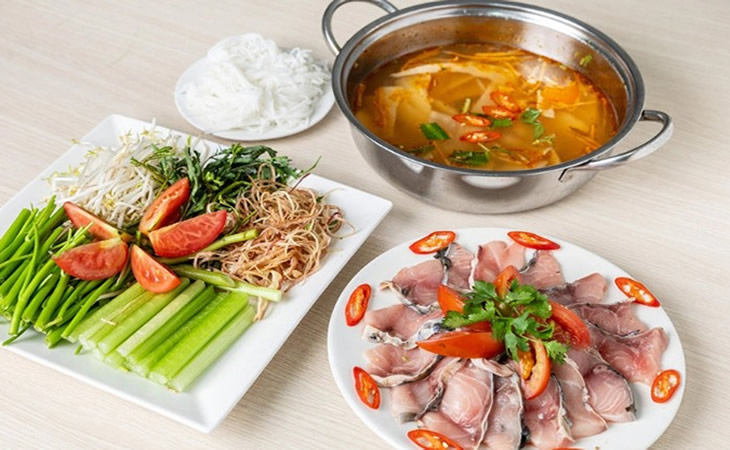lau-ca-chep-gion-sieu-hap-dan nau-lau-ca-chep-gion-don-gian